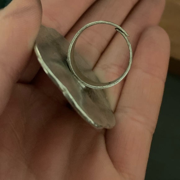 Silver statement ring - Picture 4 of 4